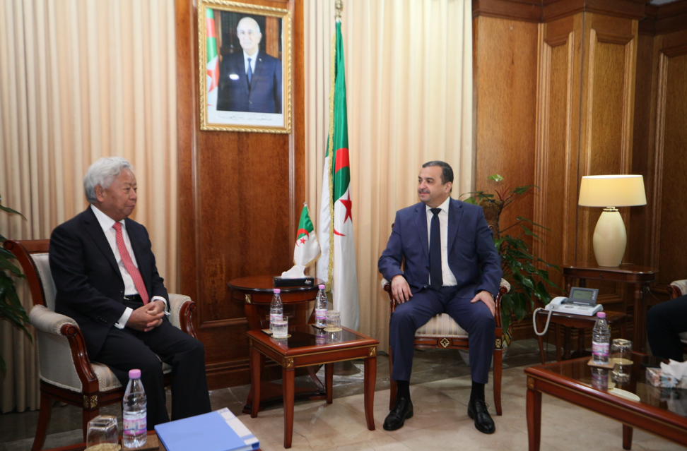 Algeria moves away from oil revenue reliance