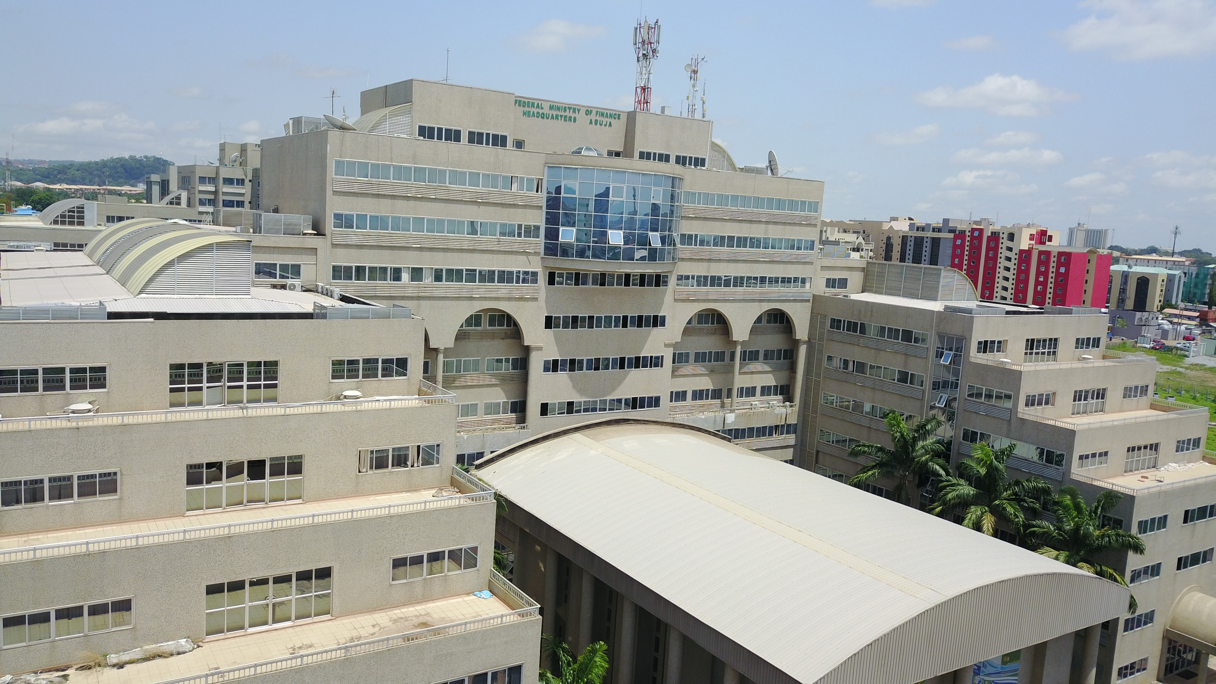 Liquidity returns as naira regains trading discipline