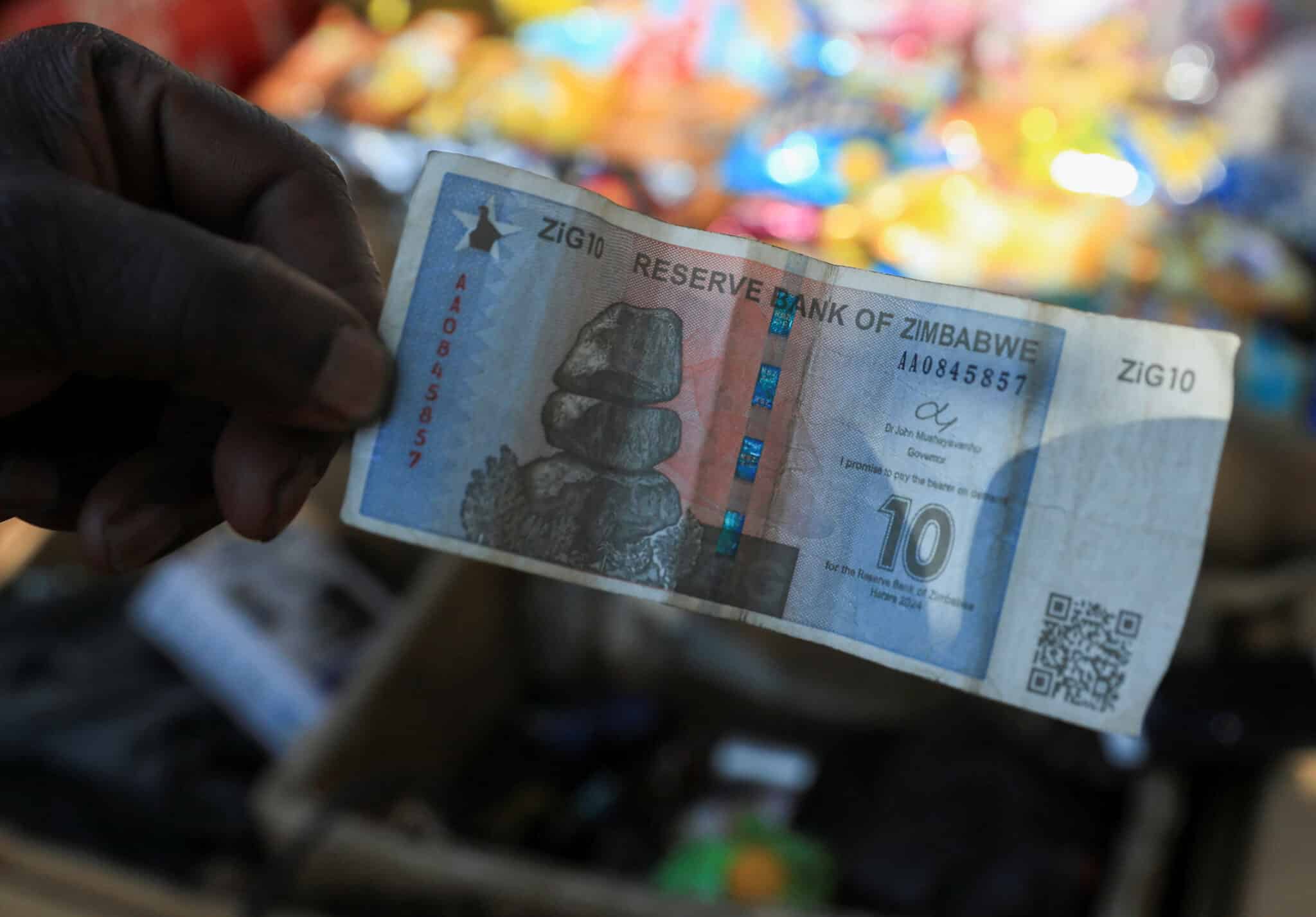 Zimbabwe Pursues Fiscal Reform To Restore Confidence