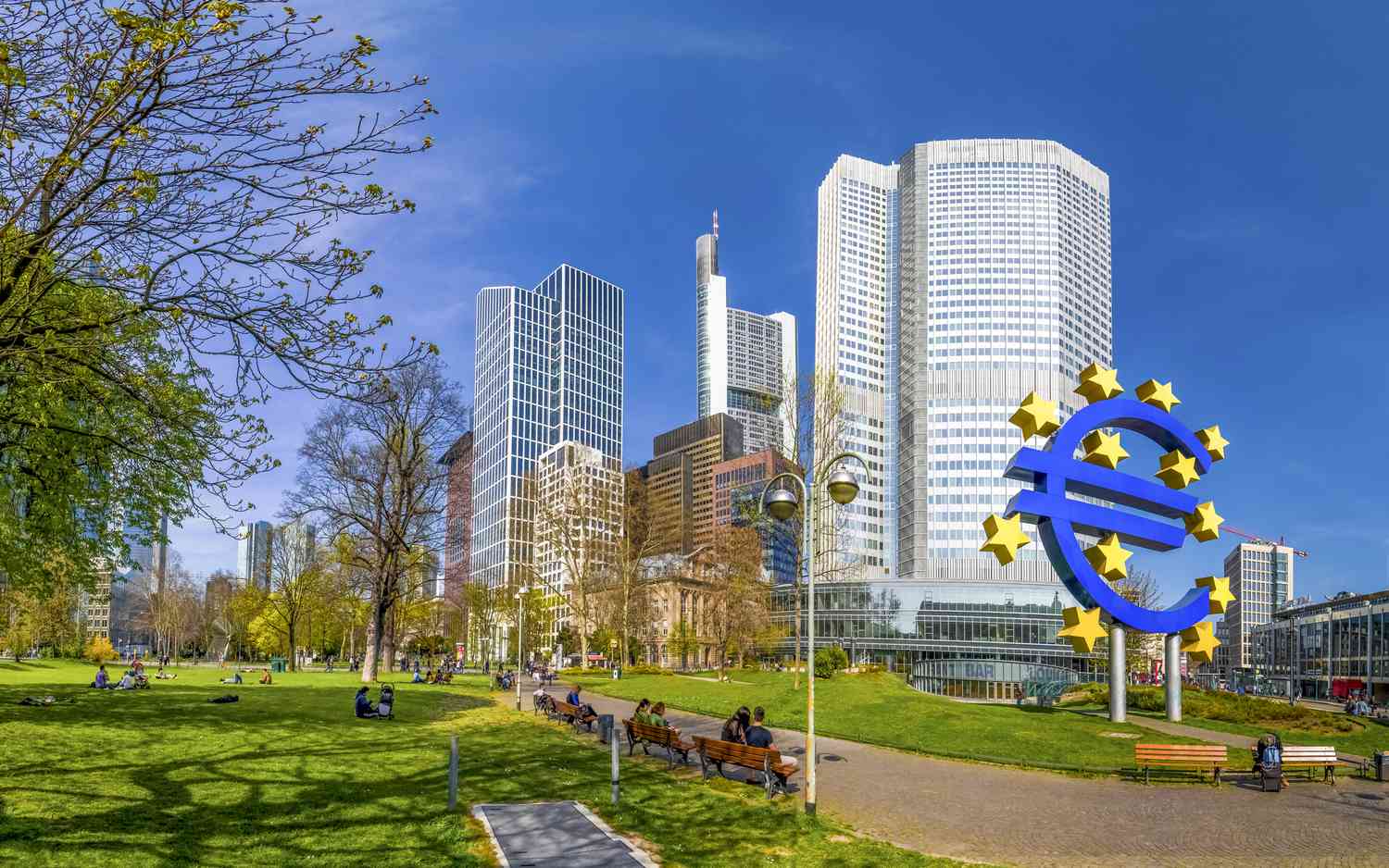Inflation risks stall ECB pivot expectations